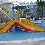 Otel Alenz 2*